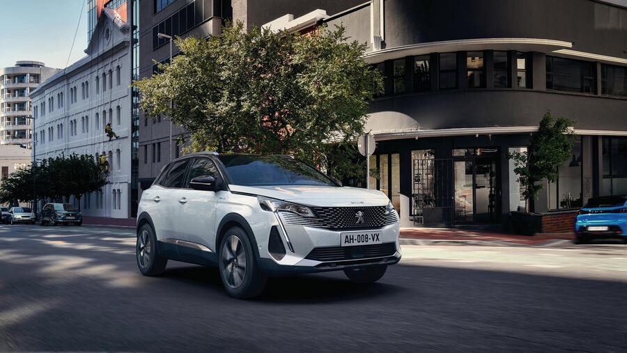 The Millionth PEUGEOT 3008 Rolls off the Production Lines at the Sochaux Factory