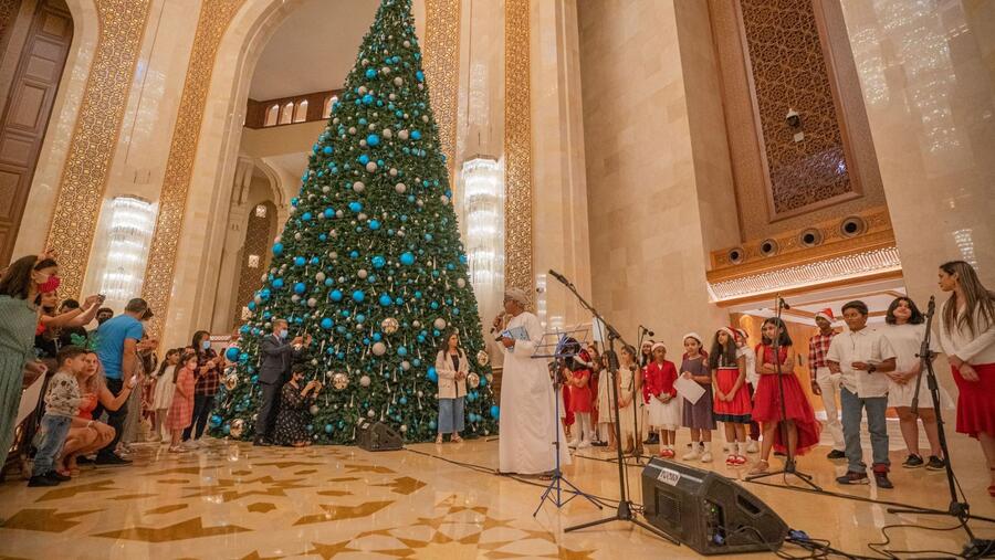 Al Bustan Palace, a Ritz-carlton Hotel Captures Festive Season With an Array of Enchanting Experiences
