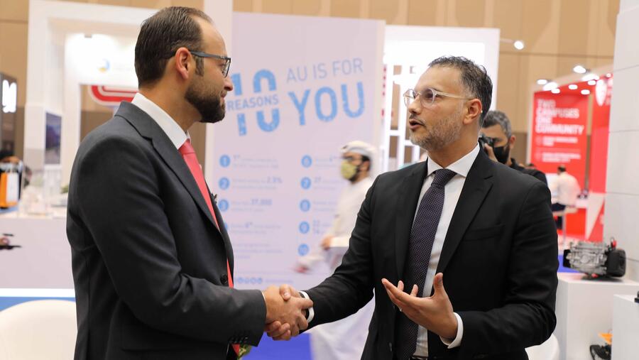 Abu Dhabi University Faculty and Staff Lead the Way in LinkedIn Learning