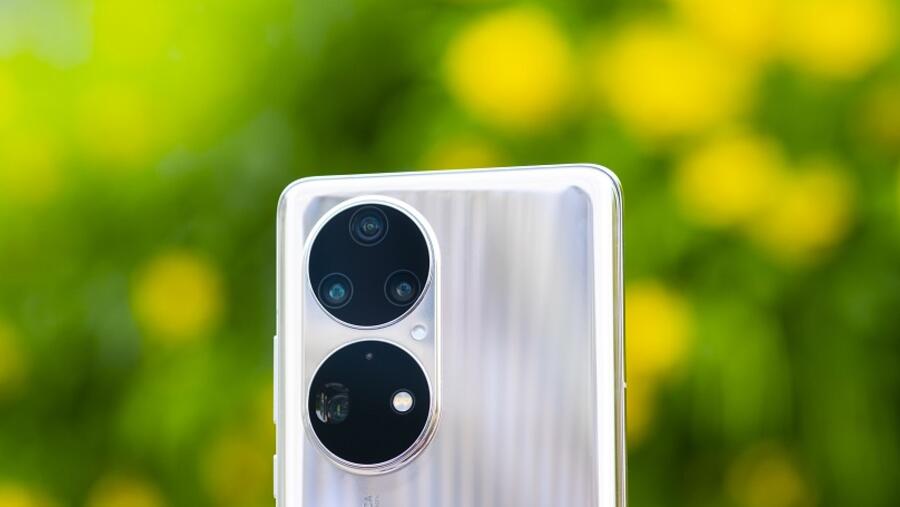 Must Have Flagship Phone Of 2022 And Why The Huawei P50 Pro Is The Best Phone You Can Get Today
