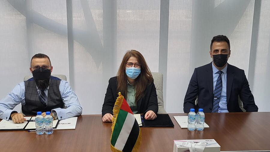 Abu Dhabi University And Ittihad Paper Mill Exchange Knowledge In Renewable Materials And Paper Waste MattersAbu Dhabi University And Ittihad Paper Mill Exchange Knowledge In Renewable Materials And Paper Waste Matters