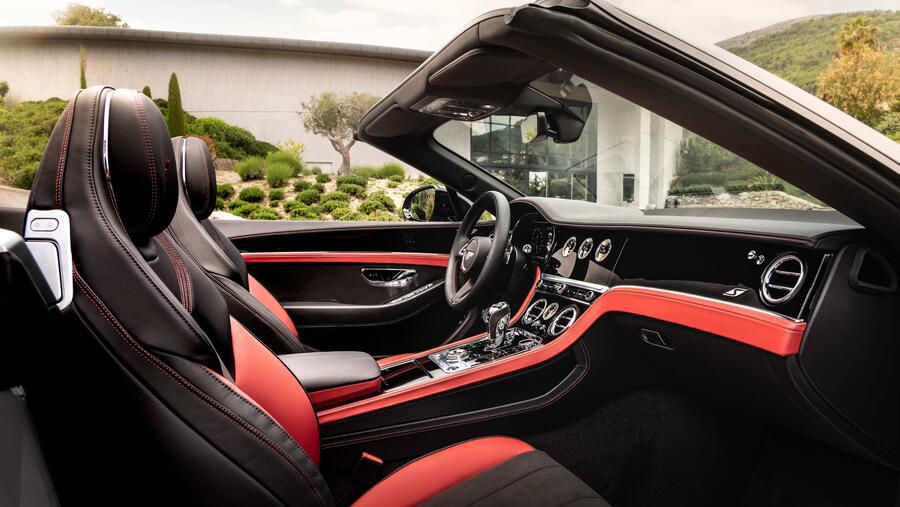 New Continental Gt And GTC S – A Sharper Edge
