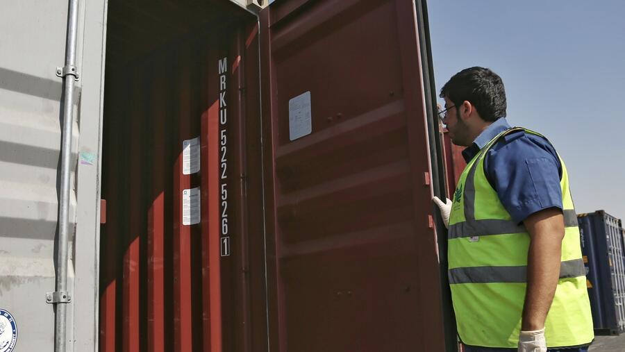 Dubai Customs’ Sea Customs Centers Management Makes 61,852 Inspections and 120 Seizures in Q1, 2022