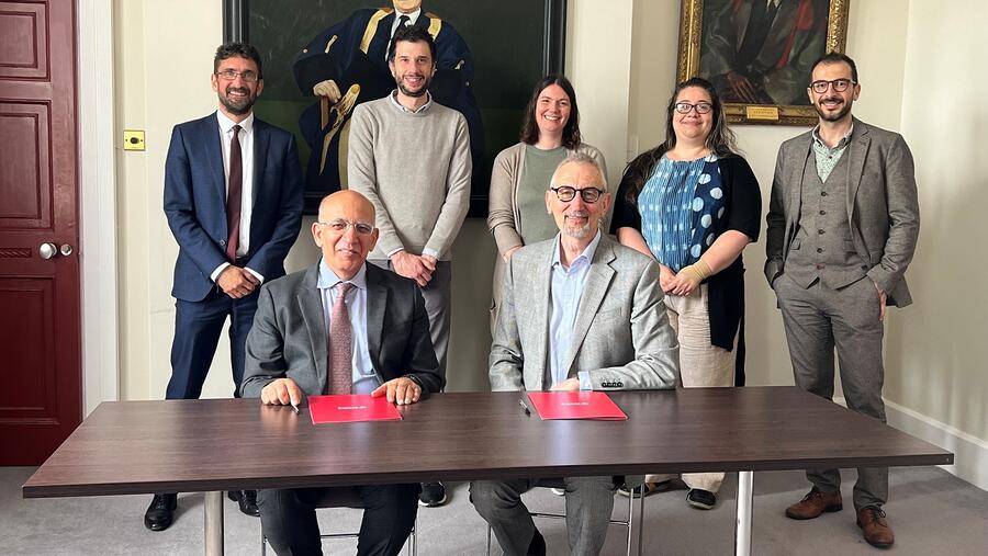 Abu Dhabi University Collaborates With The University Of Reading In Teaching And Research