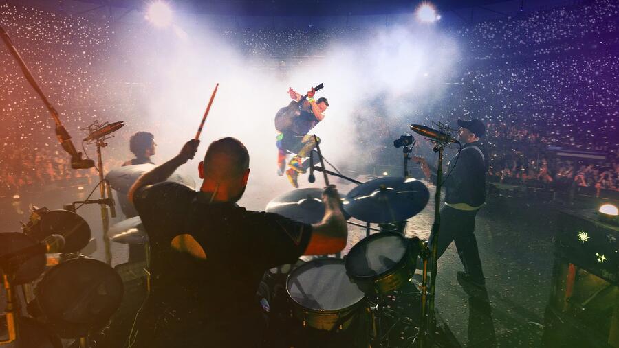 DHL Teams up with Coldplay to Make their Tour as Sustainable as Possible
