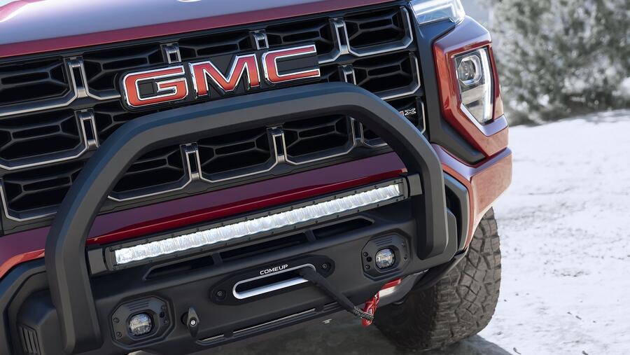For the First Time in the Middle East, GMC Introduces the GMC Canyon: The Most Advanced, Off-Road Midsize Truck
