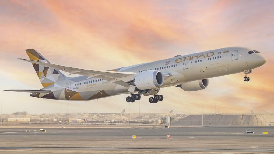Etihad Airways Rated One of the World’s Most Punctual Airlines Amid Challenging Summer