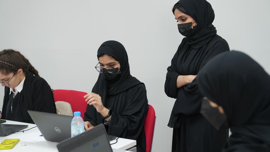 Abu Dhabi University hosts its Second Annual STEM Programming Competition
