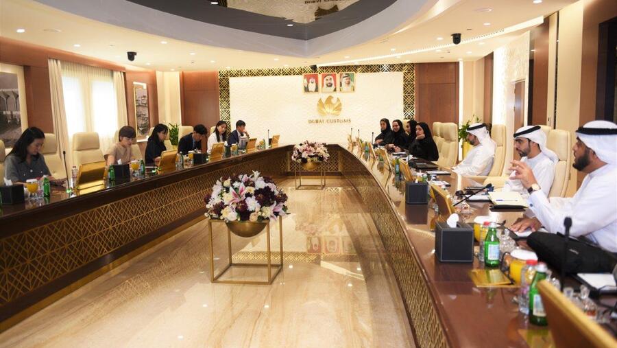 Dubai Customs shares digital experience with South Korean delegation