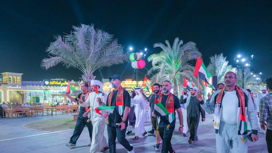 DCD organises a walking event in conjunction with International Volunteering Day 