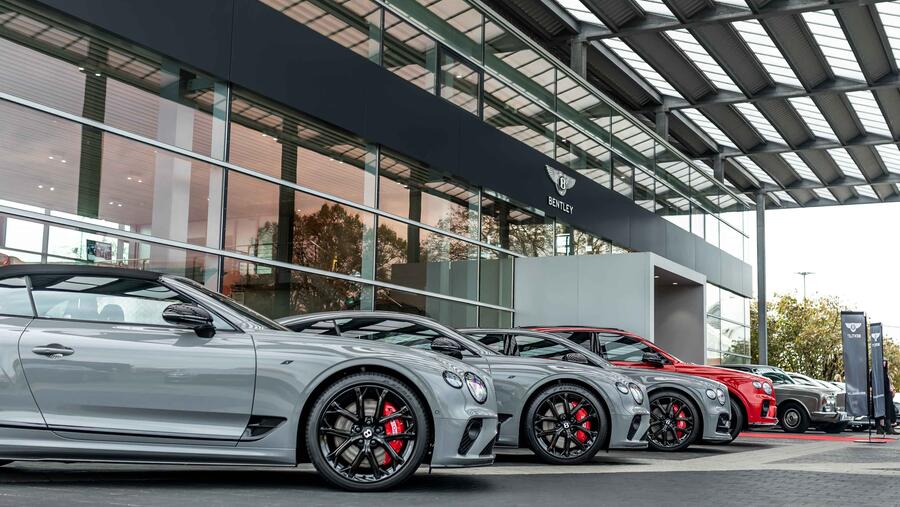 Bentley Delivers More Cars Than Ever in 2022