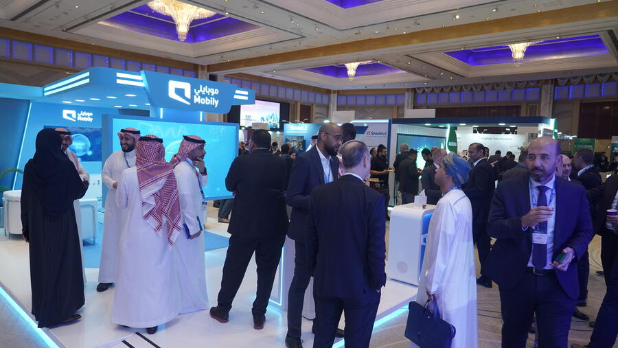 Mobily celebrates global partnerships and achievements at Capacity Middle East 2023 conference