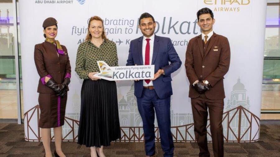 Etihad airways returns to east India with daily flights to kolkata
