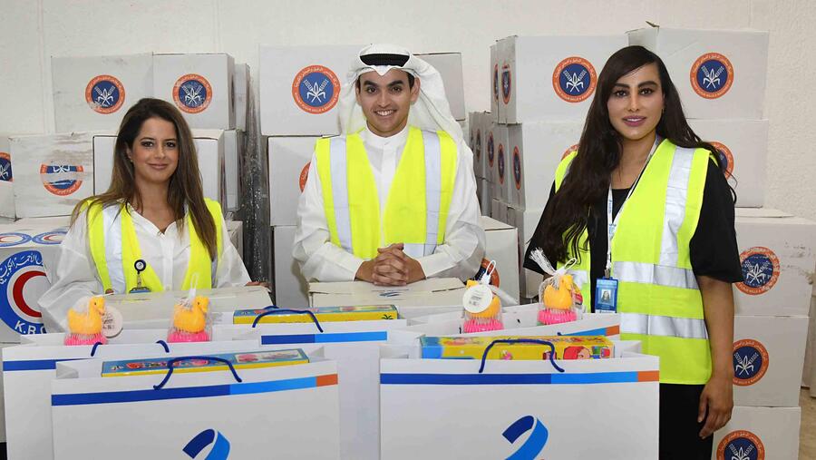 Burgan Bank Distributes Ramadan Food Baskets in Cooperation with KRCS