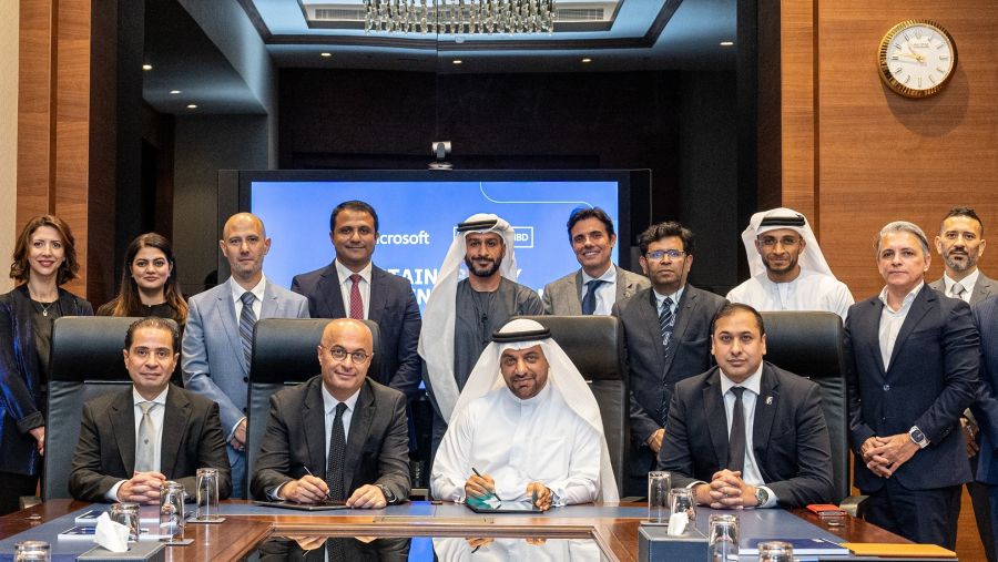 Emirates NBD drives innovation and sustainability initiatives in collaboration with Microsoft