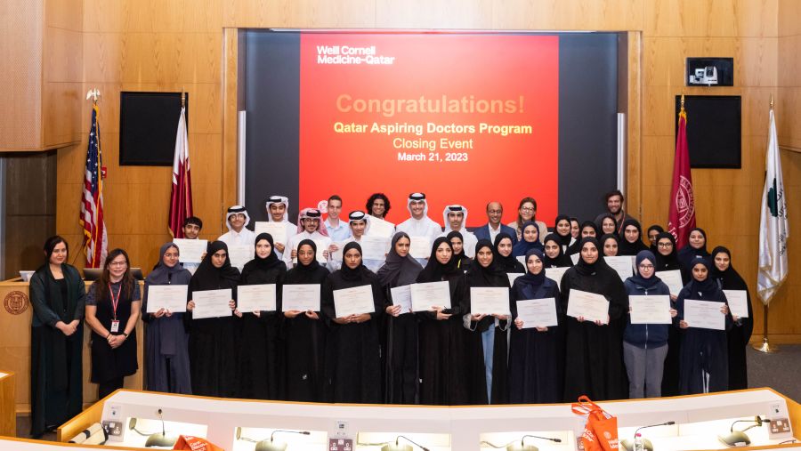WCM-Q supports high school students pursuing a career in medicine