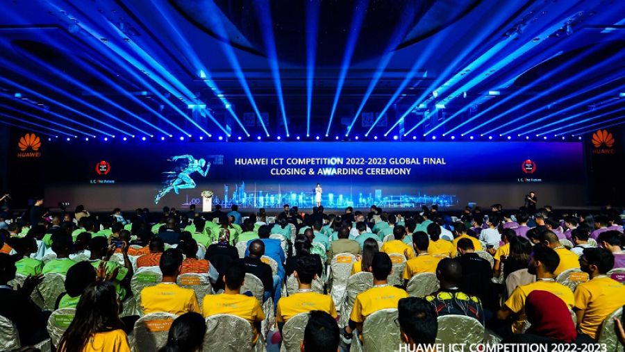 Students from UAE, KSA, Bahrain, Jordan, and Iraq Universities take top honors at the Huawei ICT Global Competition 