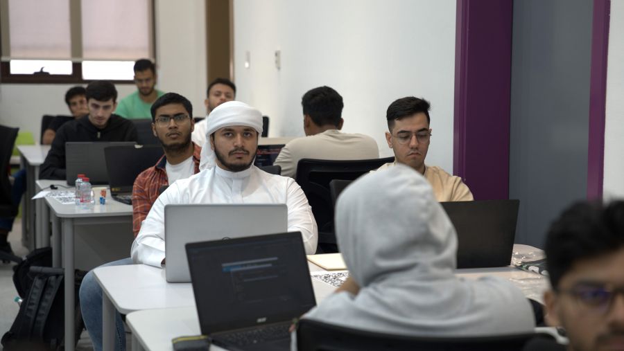 Abu Dhabi University hosts its first 5ire Web3 and Blockchain Hackathon to advance students’ future-proof knowledge