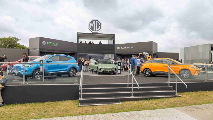 Mg Electrifies Goodwood With Triple Global Debut