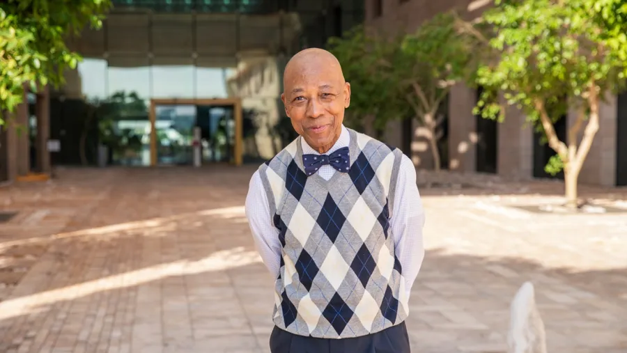 Carnegie Mellon math professor retires after 20 years at Qatar campus