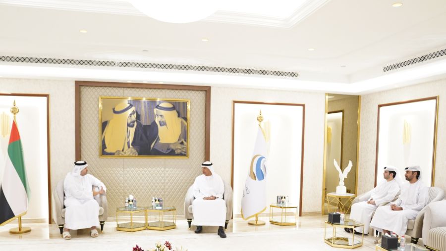 Enhancing Ties: Dubai Customs and Qatari Consulate Collaborate for Trade and Innovation