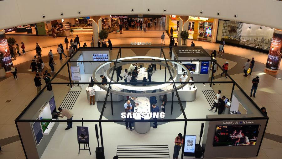 سامسونج تكشف النقاب عن مستقبل الذكاء الاصطناعي في منصتها التفاعلية المؤقتة بدبي مول