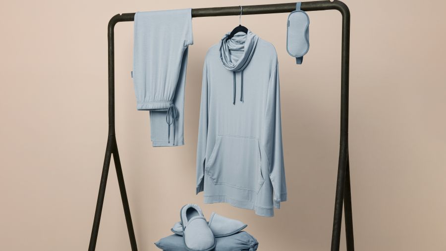 طيران الإمارات تطلق ملابس فاخرة ومريحة في درجة الأعمال