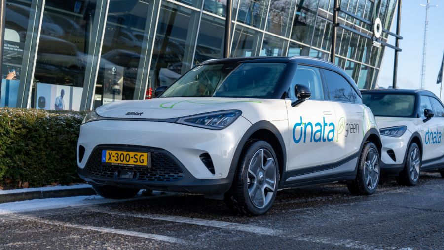 dnata further enhances sustainability efforts with all-electric airside car switch in Amsterdam