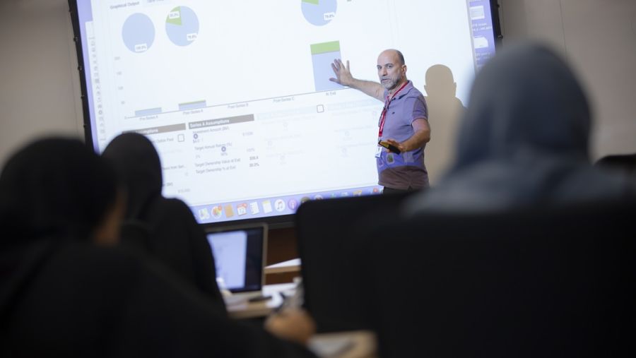 جامعة كارنيجي ميلون في قطر تطلق ثلاثة مقررات جديدة في إدارة الأعمال