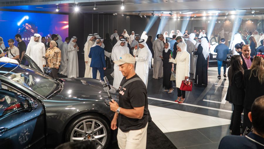 حفل إطلاق بورشه باناميرا في مركز بورشه الشويخ