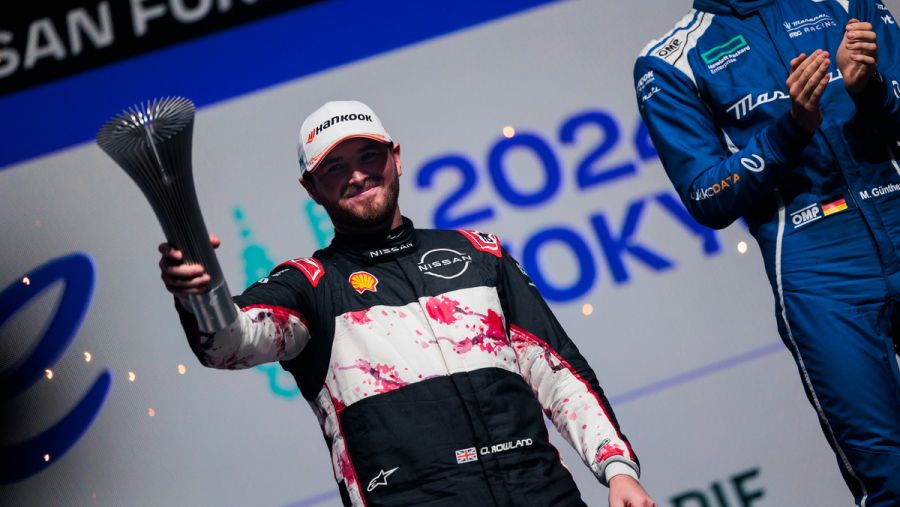 فريق نيسان فورمولا إي يُسجل حضوراً قوياً في النسخة الأولى من سباق طوكيو إي بري