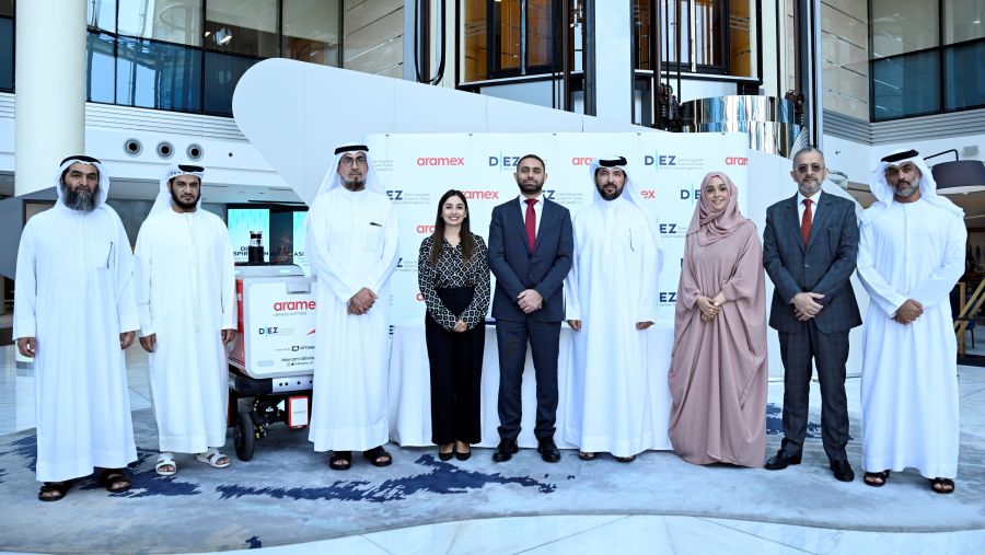 "دييز" وأرامكس تطلقان روبوت التوصيل المستقل