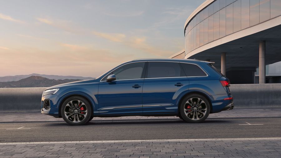 Introducing the New 7-Seater Audi Q7: Elevating Luxury and Space in the Middle East