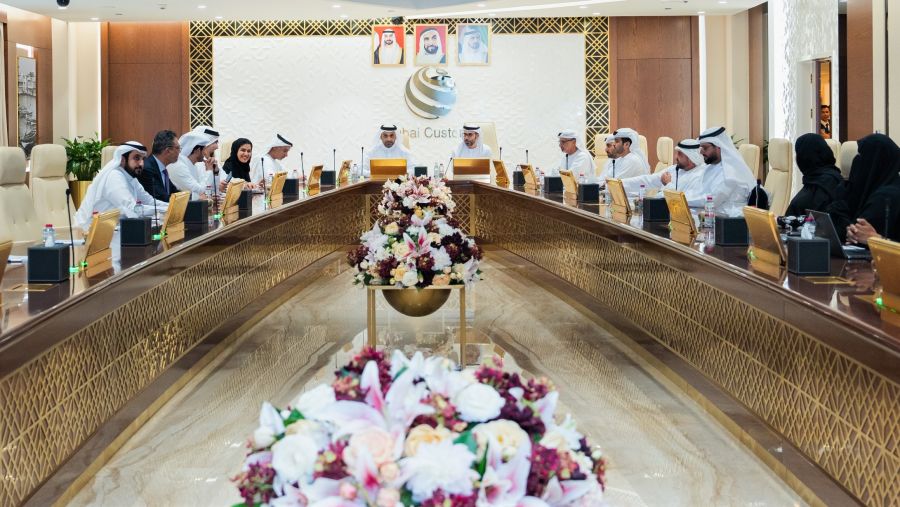 جمارك وغرف دبي يبحثان التعاون المشترك ودعم مستهدفات أجندة دبي الاقتصادية 