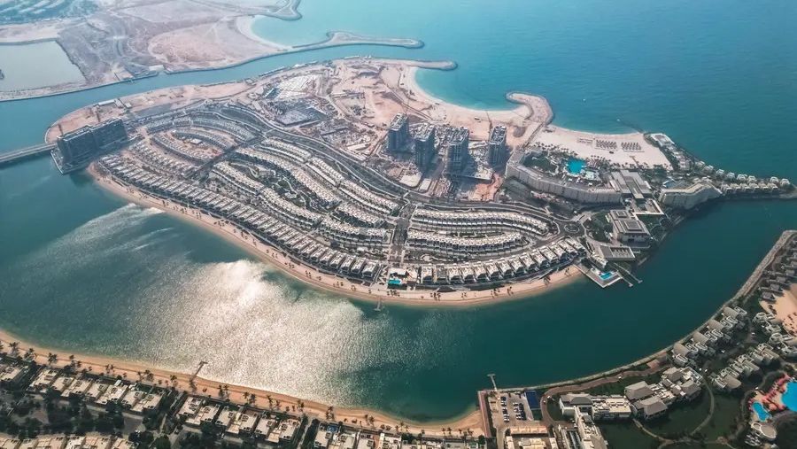 "رأس الخيمة العقارية" تعلن عن أحدث المستجدات الإنشائية