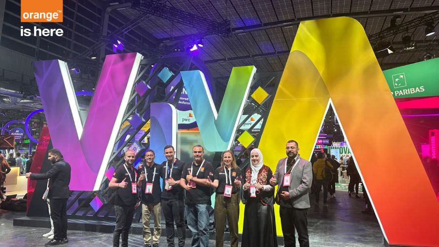 Orange Jordan Entrepreneurs Exchange Expertise with Their Peers at VivaTech 2024