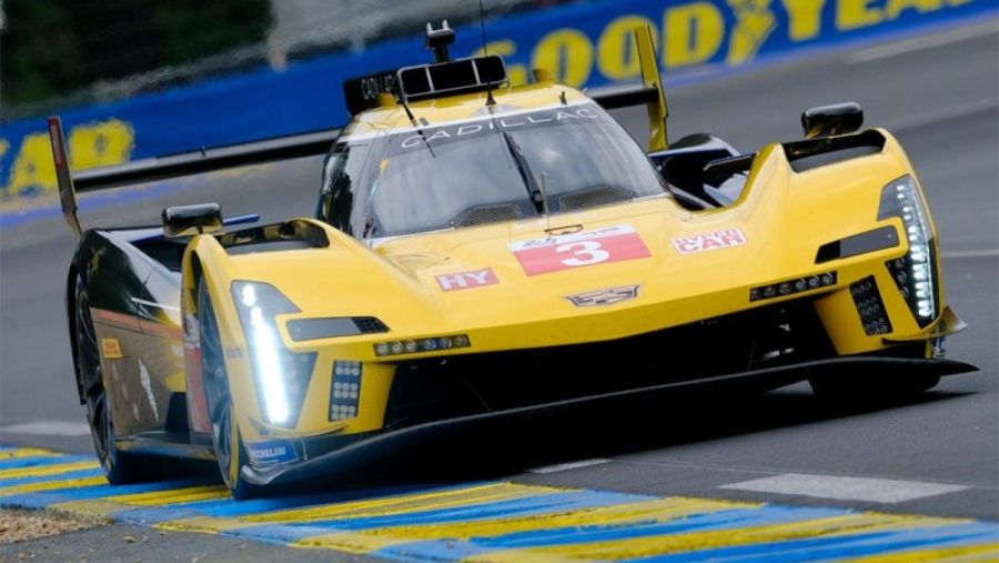 ’كاديلاك رايسينغ‘ تتوسّع باتجاه اعتماد برنامج من سيارتين خارقتين