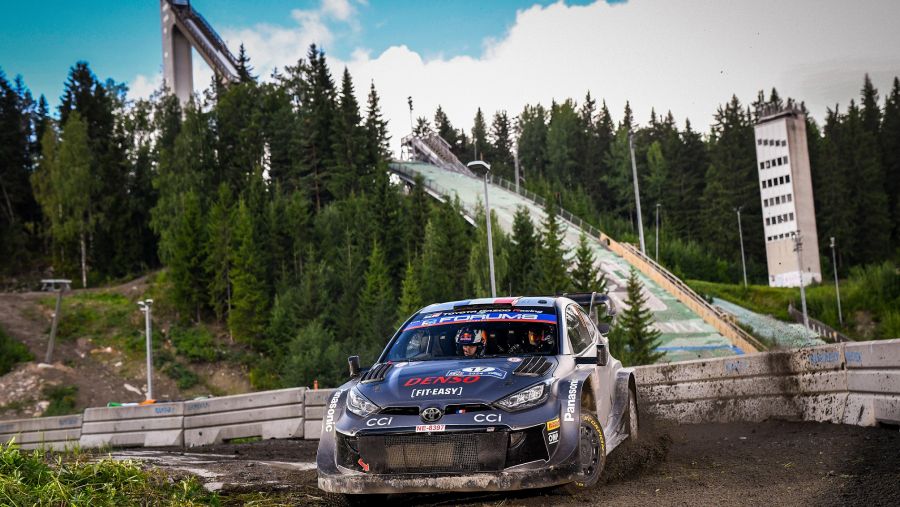 فريق تويوتا جازو للسباقات يحقق الفوز على أرضه في رالي فنلندا