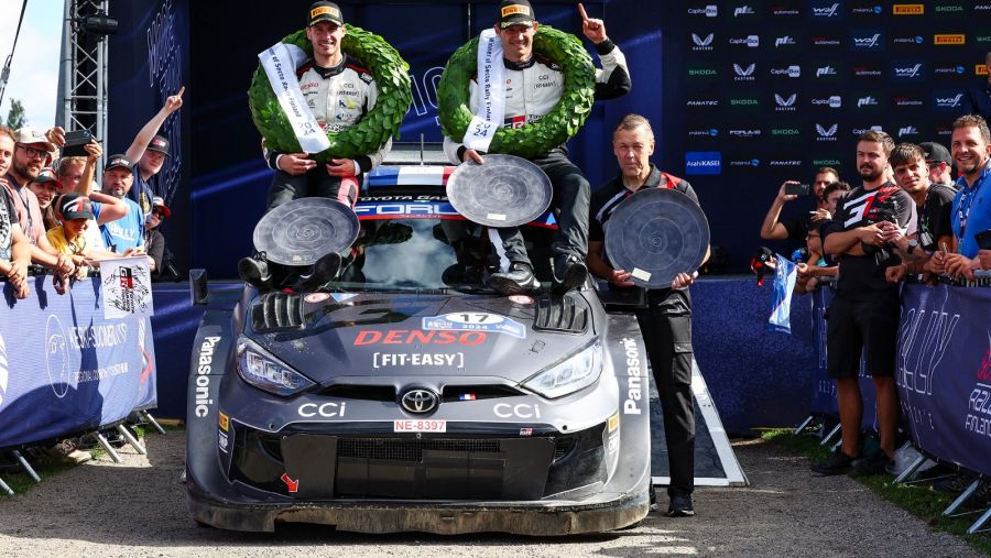 فريق تويوتا جازو للسباقات يحقق الفوز على أرضه في رالي فنلندا