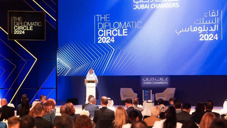 غرف دبي تستعرض فرص وآفاق تعزيز الشراكات العالمية خلال "لقاء السلك الدبلوماسي"
