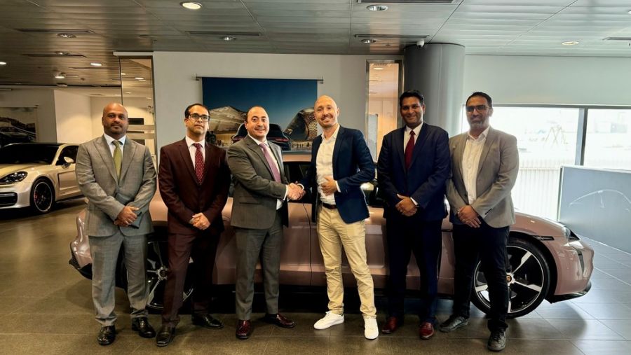 "بورشه سيرفيسز الشرق الأوسط وأفريقيا" تعقد شراكة مع بنك دبي الإسلامي لتعزيز حلول شراء السيارات لعملائها في الإمارات العربية المتحدة