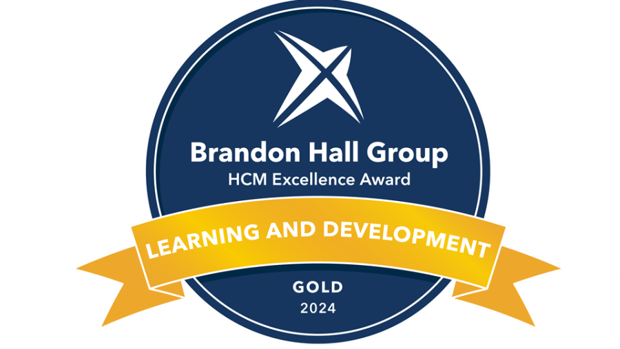 بنك برقان يحصد جائزة براندون هول الذهبية المرموقة لتميّزه في التعلّم والتطوير