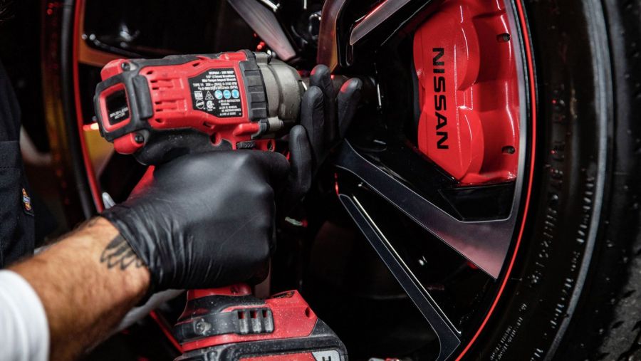 "المسعود للسيارات" توقع اتفاقية تعاون مع شركة "دي إس في" للارتقاء بتجارب توفير وتوزيع قطع غيار نيسان الأصلية في أبوظبي