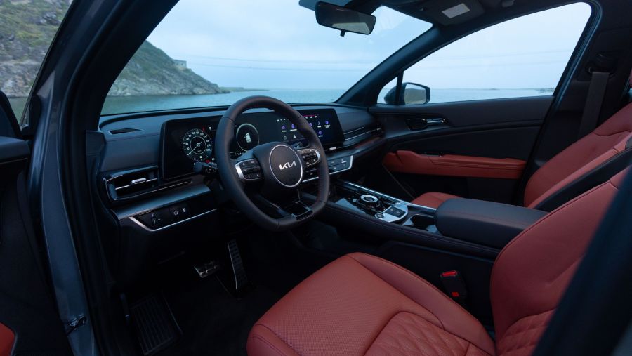 كيا الشرق الأوسط وأفريقيا تكشف عن كيا سبورتاج L نموذج جديد وجريء في فئة سيارات الدفع الرباعي متوسطة الحجم يوفر مساحة وأداءً فائقين