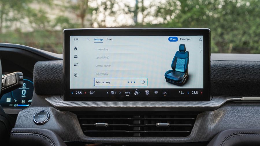 فورد إكسبلورر 2025 تقدّم راحة استثنائية، وتكنولوجيا متطورة، وأداء متميز في الإمارات العربية المتحدة