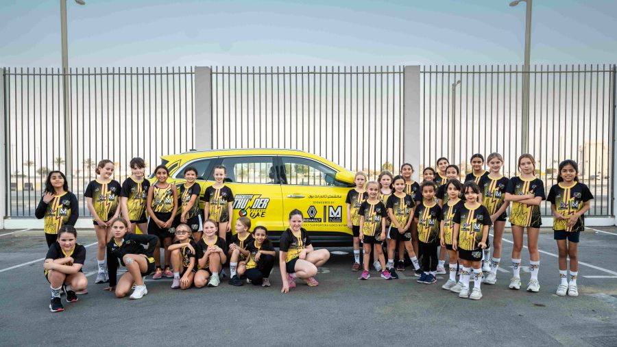 "المسعود للسيارات" ترعى فريق مانشستر ثاندر بطل كرة الشبكة للسيدات 