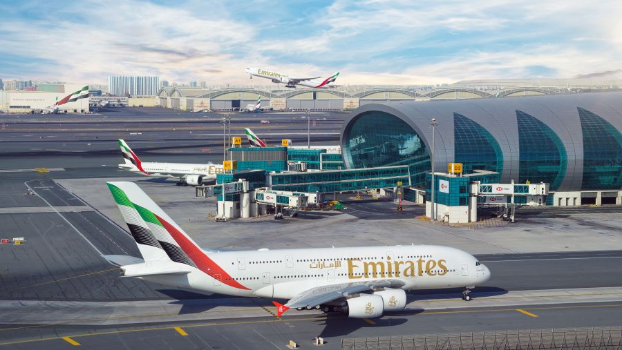 قطاع الطيران في دبي محرك رئيس وركيزة أساسية لاقتصاد الإمارة