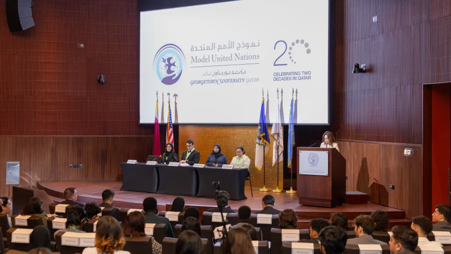 جورجتاون في قطر تستضيف الجامعات الإقليمية لتجربة العمل الدبلوماسي وتبادل أفضل الممارسات لتعلم الطلاب