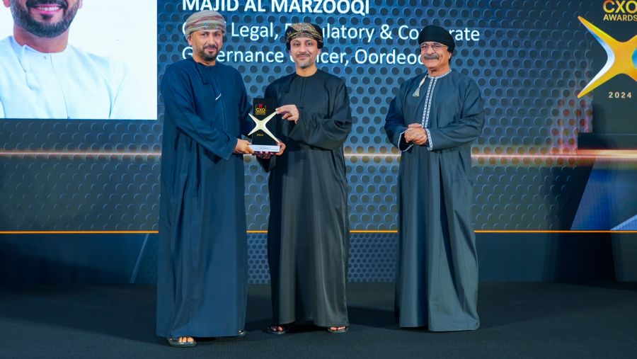 ماجد المرزوقي من Ooredoo يُتوَّج بلقب "أفضل رئيس للشؤون القانونية هذا العام" في جوائز Business Today CXO لعام 2024
