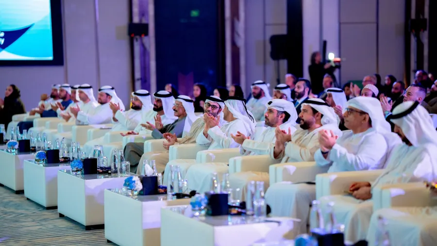 جمارك دبي توقع مذكرة تفاهم مع "دبي للتحكيم الدولي" لتحفيز نمو قطاع الخدمات اللوجستية بما يواكب أجندة دبي الاقتصادية